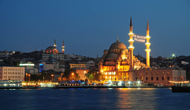 Eminonu - İstanbul - TURKEY
