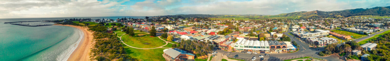 Obraz premium Amazing aerial view of Apollo Bay coastline, Great Ocean Road - Australia