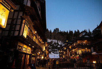 銀山温泉