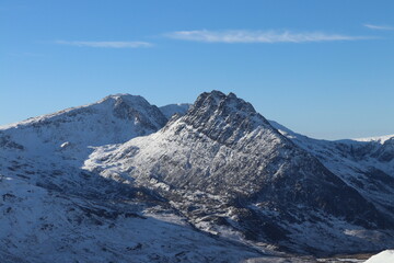 Fototapeta premium Snowdonia tryfan carneddau glyderau winter wales 