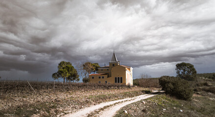 Fototapeta premium church in the countryside