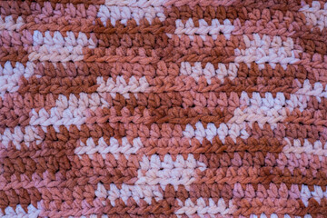 Geometric seamless knitted pattern