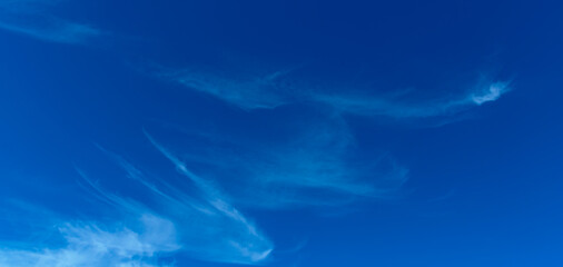 Fototapeta na wymiar Amazing Beautiful white fluffy clouds on a bright blue sky background.clear sky cloudy background.