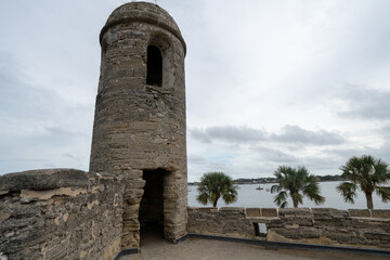 Fototapeta na wymiar Ruins and remains of the Castillo de san Marcos National Monument in Florida