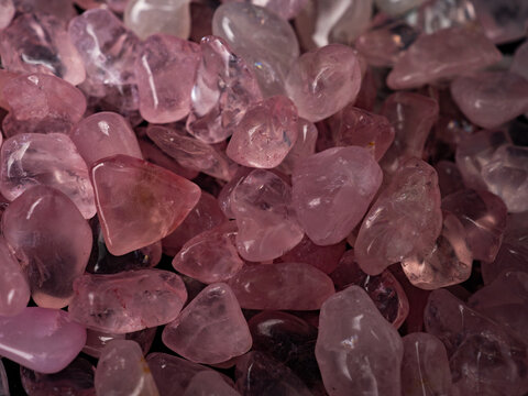 Macro shoot of tumbled rose quartz crystal