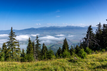 Demänovská hora, Liptowski Mikułasz , Słowacja widok na Tatry