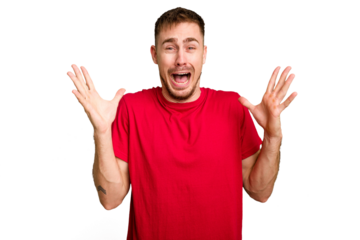 Young caucasian man cut out isolated screaming to the sky, looking up, frustrated.