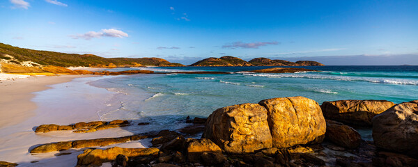 panorama of lucky bay in cape le grand national park at sunset  the famous kangaroo beach in western australia near esperance