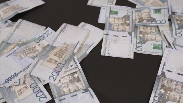 peso  dominicanos de 2000 y de 1000