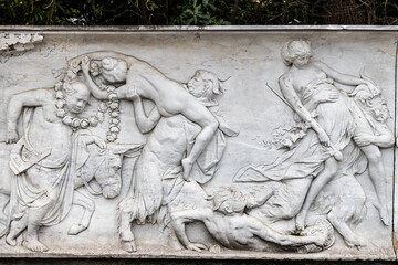 Relief "Bacchanalia" von Adolf Meyer am Zürichhorn, Zürichsee - Ausschnitt