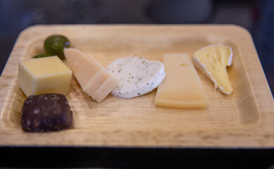Sample Cheese with Chocolate