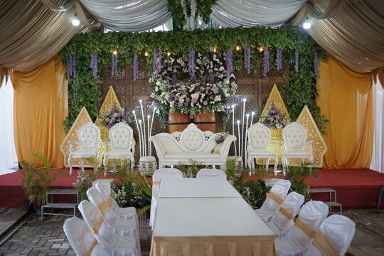 Decoration Arrangement for a Traditional Wedding Ceremony