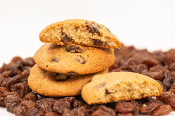 Fresh-baked golden hermit cookies filled with Australian organic raisins.