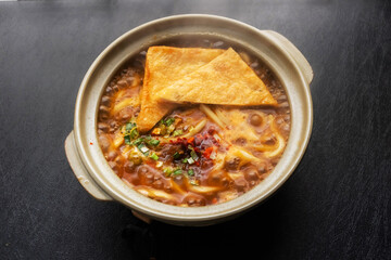  カレーうどん　Curry stewed udon, a metaphorical dish 