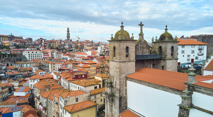 Obraz premium Porto, Portugal - 26.12.2022: Aerial View of the Church of Saint Lawrence in Porto