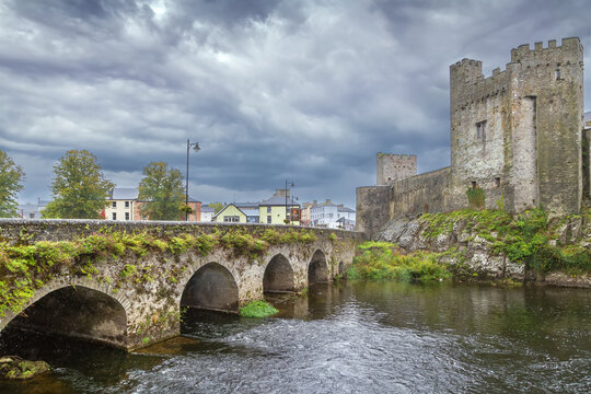 Bridge in Cahir town, Ireland