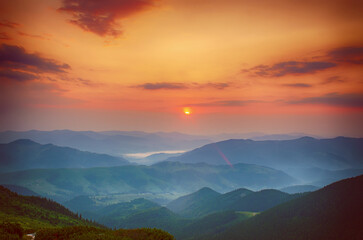 Fototapeta premium Amazing mountain sunrise