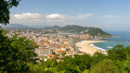 Obraz premium San Sebastian city (Spain, Basque Country) panoramic view 