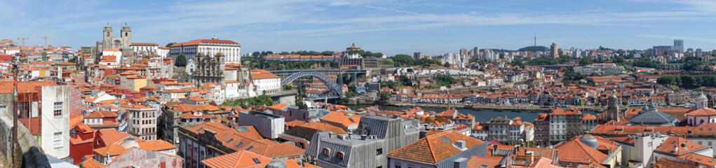 Fototapeta na wymiar Porto (Portugal) city view of the old town