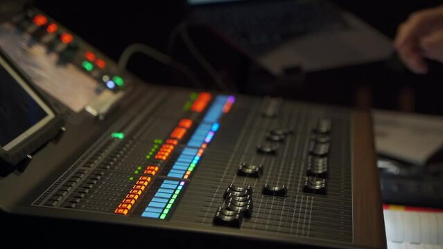 audio mixing controller