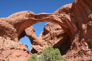 Fototapeta na wymiar arizona arch in the park