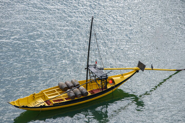 Naklejka na ściany i meble Nice traditional boats on the Douro River between Porto and Villa Nova de Gaia