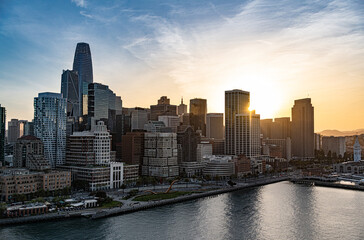 Fototapeta premium San Francisco Downtown at sunset