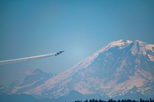 Blue Angels and Mt. Rainier