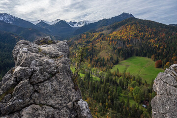 Autumn view of the Tatra Mountains from Nosal.