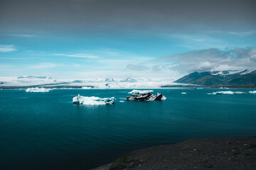 Problema ambientale scioglimento dei ghiacciai in Islanda - obrazy, fototapety, plakaty