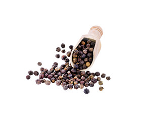 pepper corn in scoop  on  transparent png