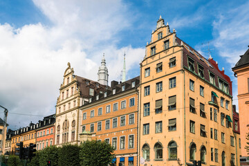 Fototapeta na wymiar View of historic houses in Gamlastan in summer, stockholm, sweden