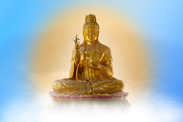 Obraz premium Golden Guan Yin is meditating in heaven.