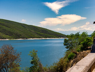 Fototapeta na wymiar landscape of the path of the corral goat dam in salta argentina
