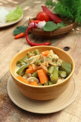 vegetable soup with beans