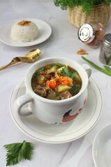 vegetable soup with meat