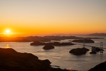 日没の来島海峡
