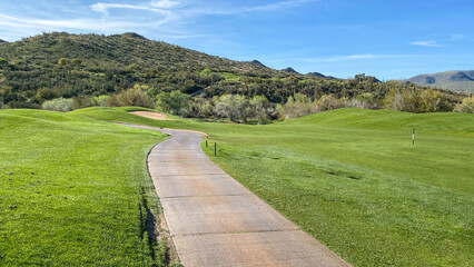 Fototapeta na wymiar golf course in Arizona