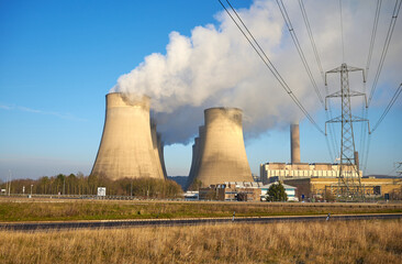 Steam rising from cooling towers at Ratcliffe on Soar coal fired power station, Nottinghamshire, UK