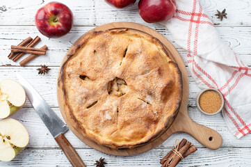 Homemade apple pie with fresh red apples