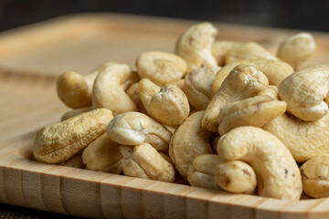 ready to eat and peeled cashew nuts
