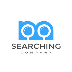 Obraz premium M Letter or font with magnifying glass vector logo template. This alphabet can be used for searching, discovery business.