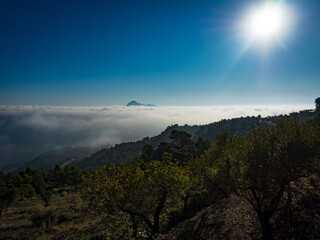 Bodennebel, Hochnebel, Wolken in Spanien, Guadelest Valley