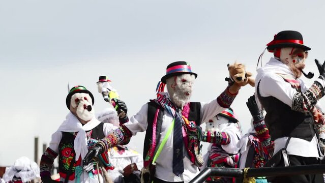 Beautiful video of folkloric dancers dancing the "Tunantada" in traditional dress, representing Peruvian culture. (Yauyos, Jauja)