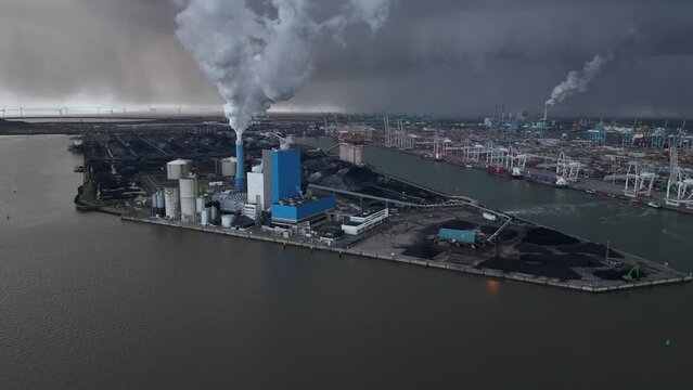 Rotterdam, 19th of January 2023, The Netherlands. Onyx Power Centrale Rotterdam power station that generates electricity using natural gas. located in the port, installed capacity of 1,200 megawatts.