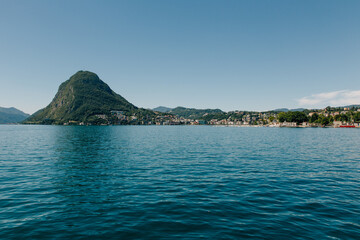 Fototapeta premium Beautiful lake and mountain view 