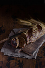 sliced ​​rye bread on a wooden board