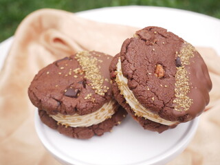 Gourmet Gold Chocolate Sandwich Cookies