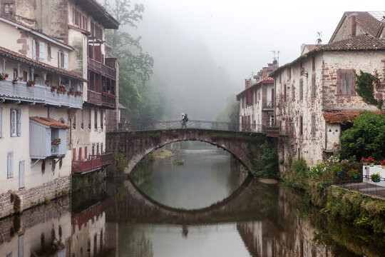 Pilgrim crossing bridge