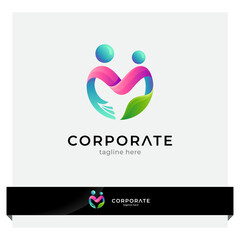 parent and child logo with a leaf, family care logo